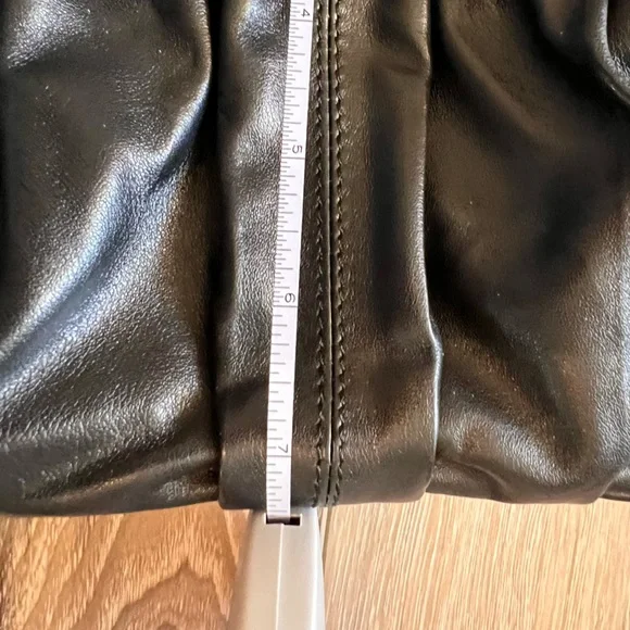 Genuine Leather small black crossbody - Picture 3 of 4